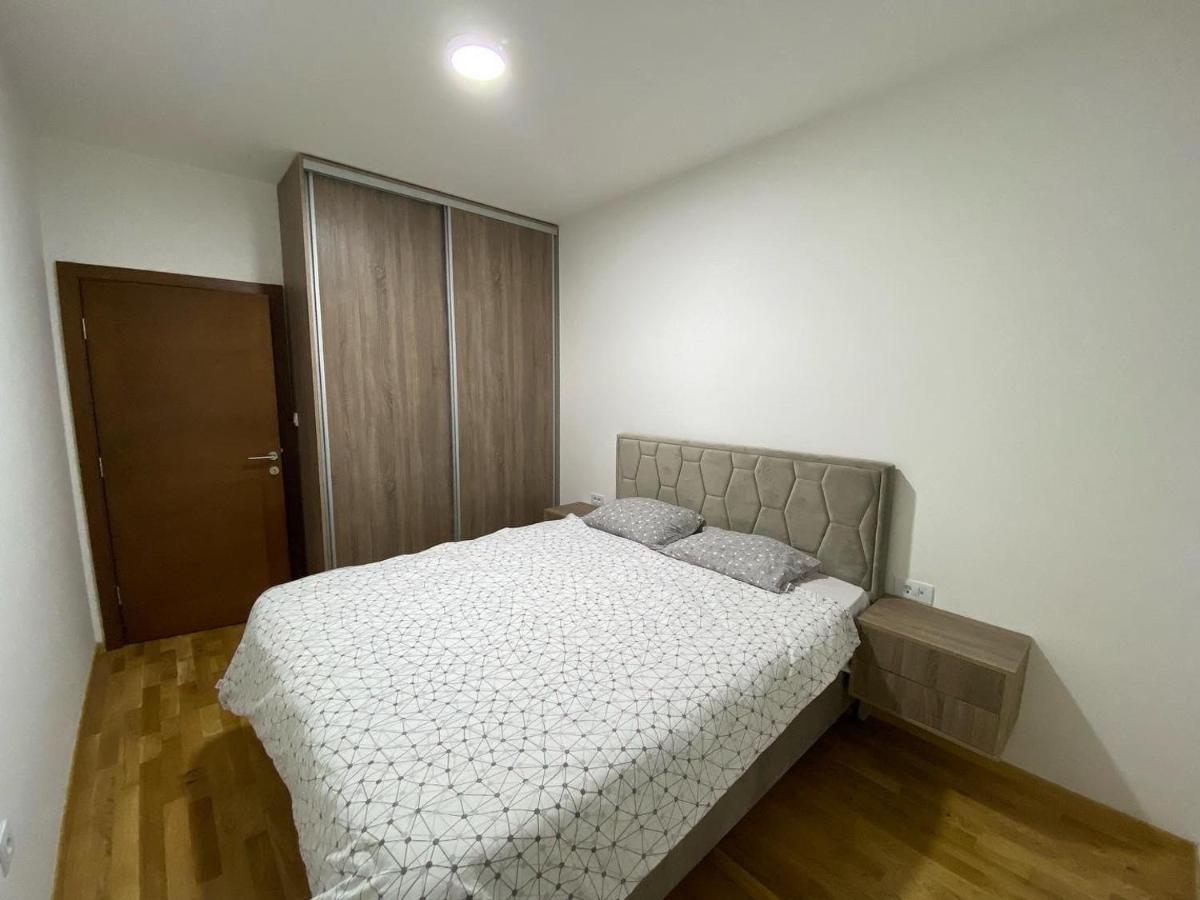 Stylish Charming Apartment พอดโกริกา ภายนอก รูปภาพ